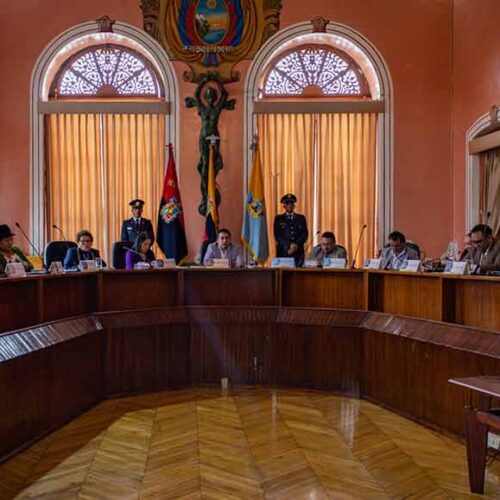CONCEJO MUNICIPAL ELIGE COMISIONES PERMANENTES PERIODO  2025 – 2027