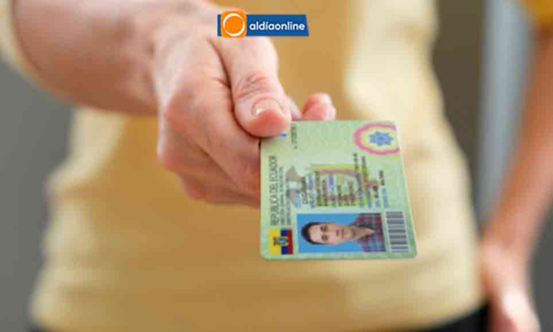 CÉDULAS CADUCADAS TIENEN VALIDEZ HASTA EL 23 DE JUNIO SEÑALA EL REGISTRO CIVIL MIENTRAS SUPERAR FALTA DE MATERIAL