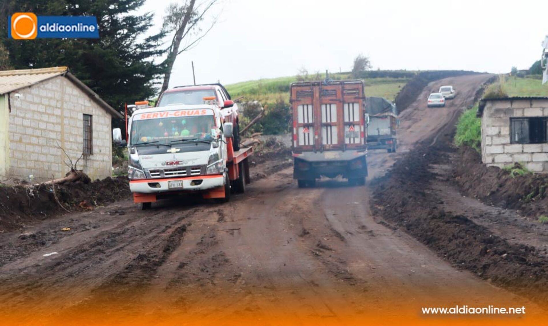 APERTURADA VÍA ALTERNA EN SECTOR SARAUGSHA, A TRÁFICO VEHICULAR INFORMA PREFECTA DE COTOPAXI