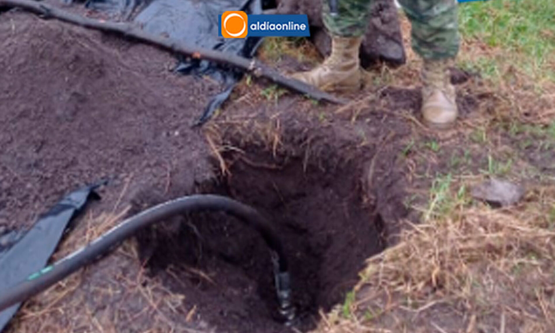 EJÉRCITO ECUATORIANO FRUSTRA UN NUEVO ROBO DE COMBUSTIBLE EN POLIDUCTO SECTOR EL CHASQUI