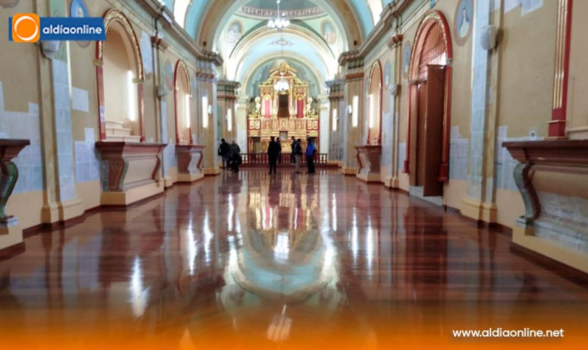 MUNICIPIO DE LATACUNGA ENTREGA TRABAJOS DE IGLESIA LA MERCED Y MUESTRA UN ROSTRO NUEVO (VIDEO)