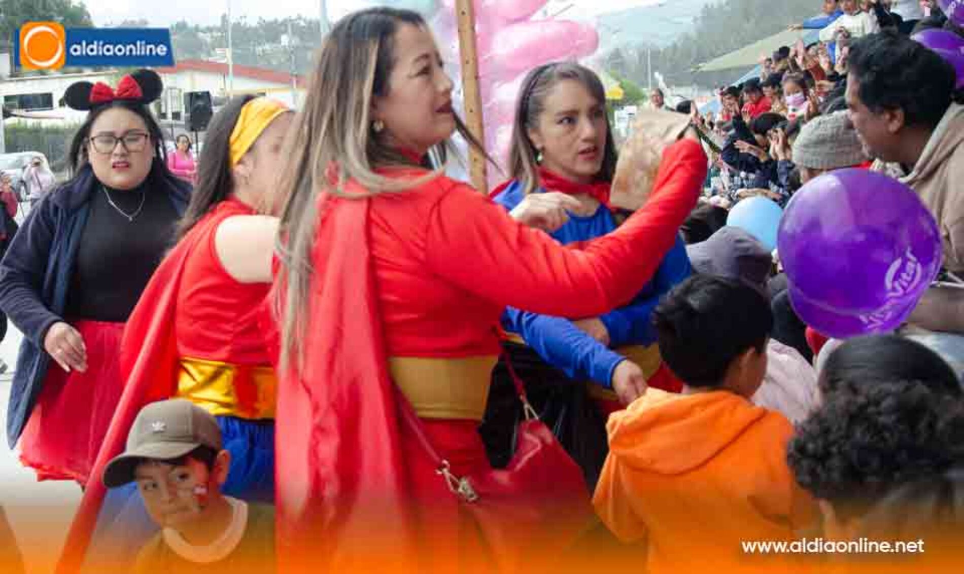 NIÑO Y NIÑAS EN LATACUNGA FUERON AGASAJADOS EN SU DÍA POR EL PATRONATO MUNICIPAL (VIDEO)