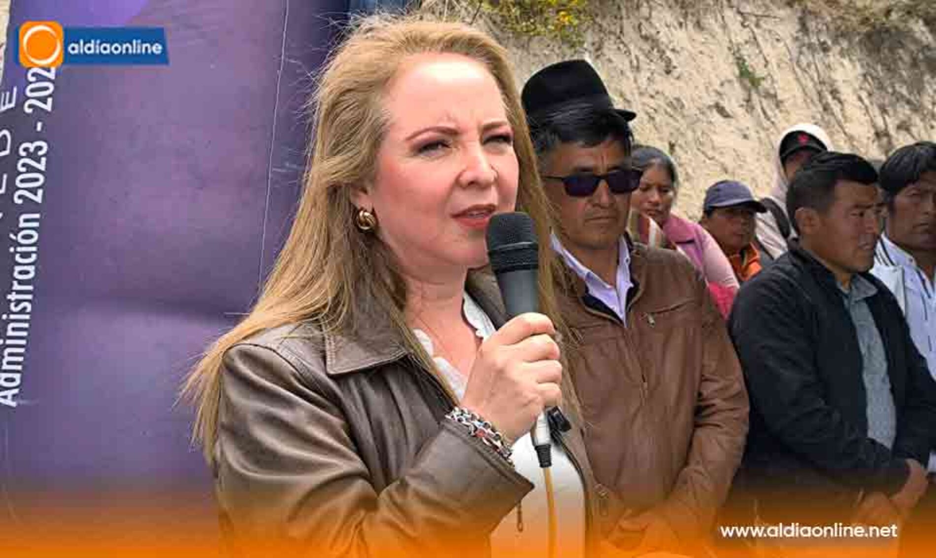 ALCALDÍA DE SALCEDO INAUGURA LA VÍA NÚMERO 24 EN LA ZONA DE EL CANAL Y SE VIENE MÁS ASFALTADOS