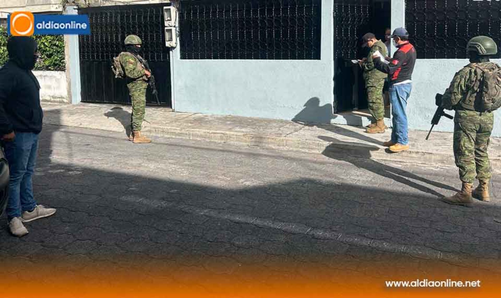 EJÉRCITO ECUATORIANO INCAUTA ARMAMENTO EN LA PROVINCIA DE COTOPAXI