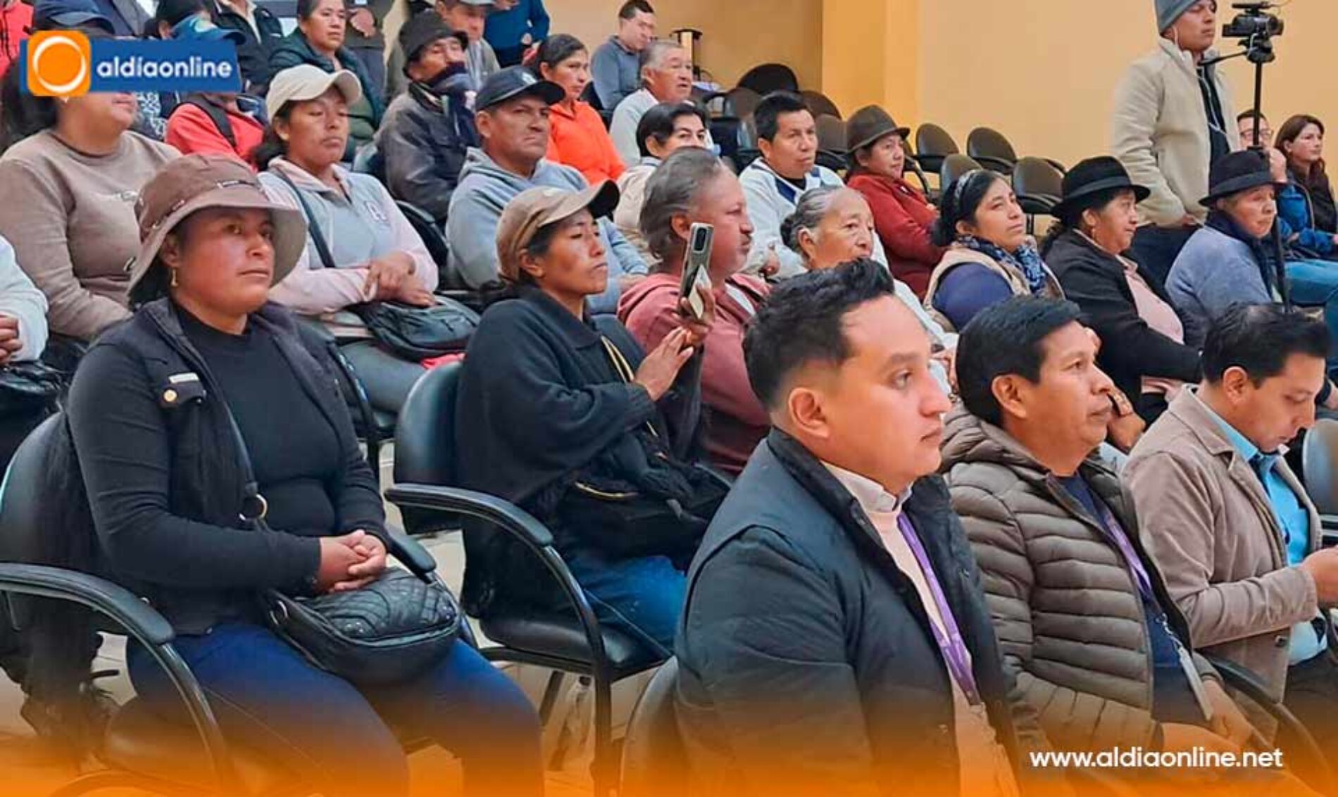 42 FAMILIAS DE SALCEDO RECIBEN TÍTULOS DE PROPIEDAD DE TIERRAS