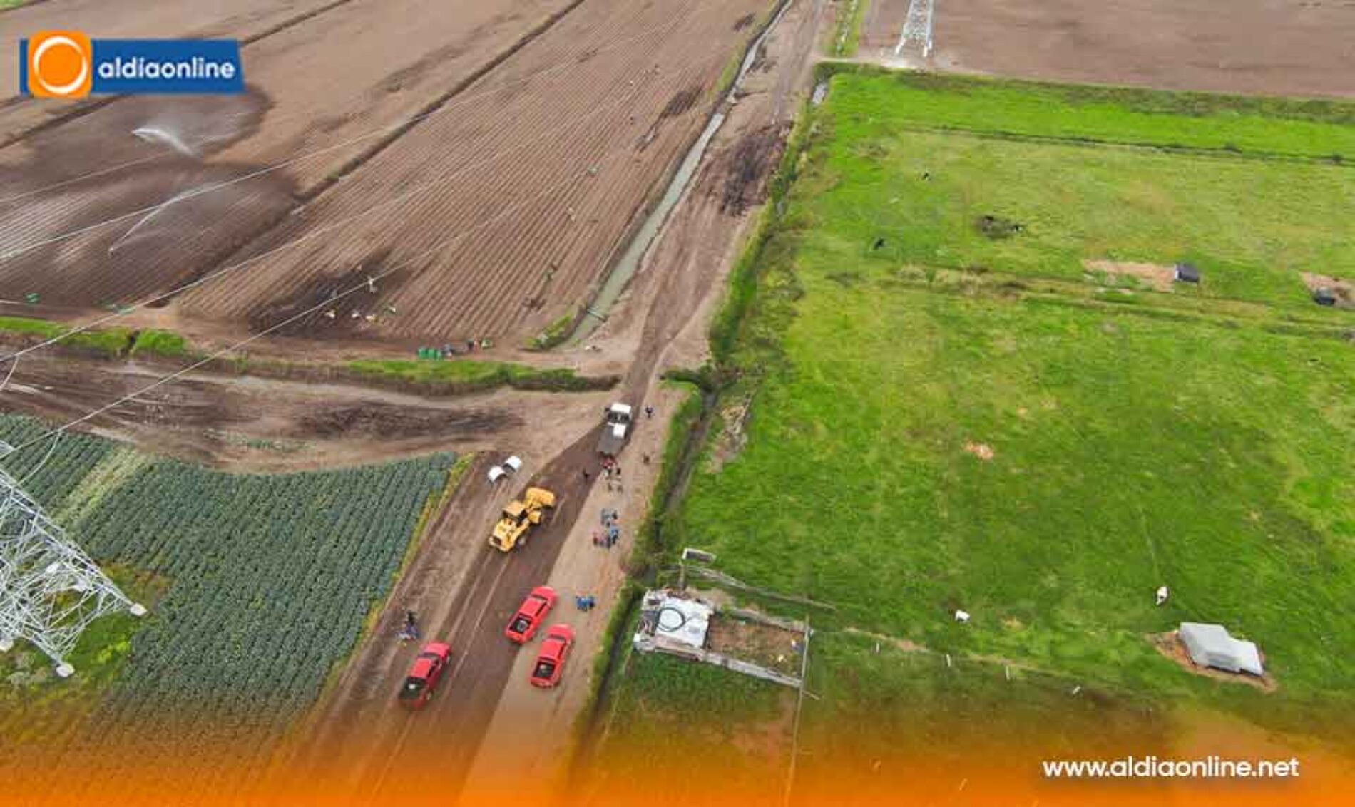 LA PREFECTURA DE COTOPAXI EJECUTA OBRA VIAL ESTRATÉGICA ENTRE LA PIEDRA COLORADA Y TANICUCHÍ