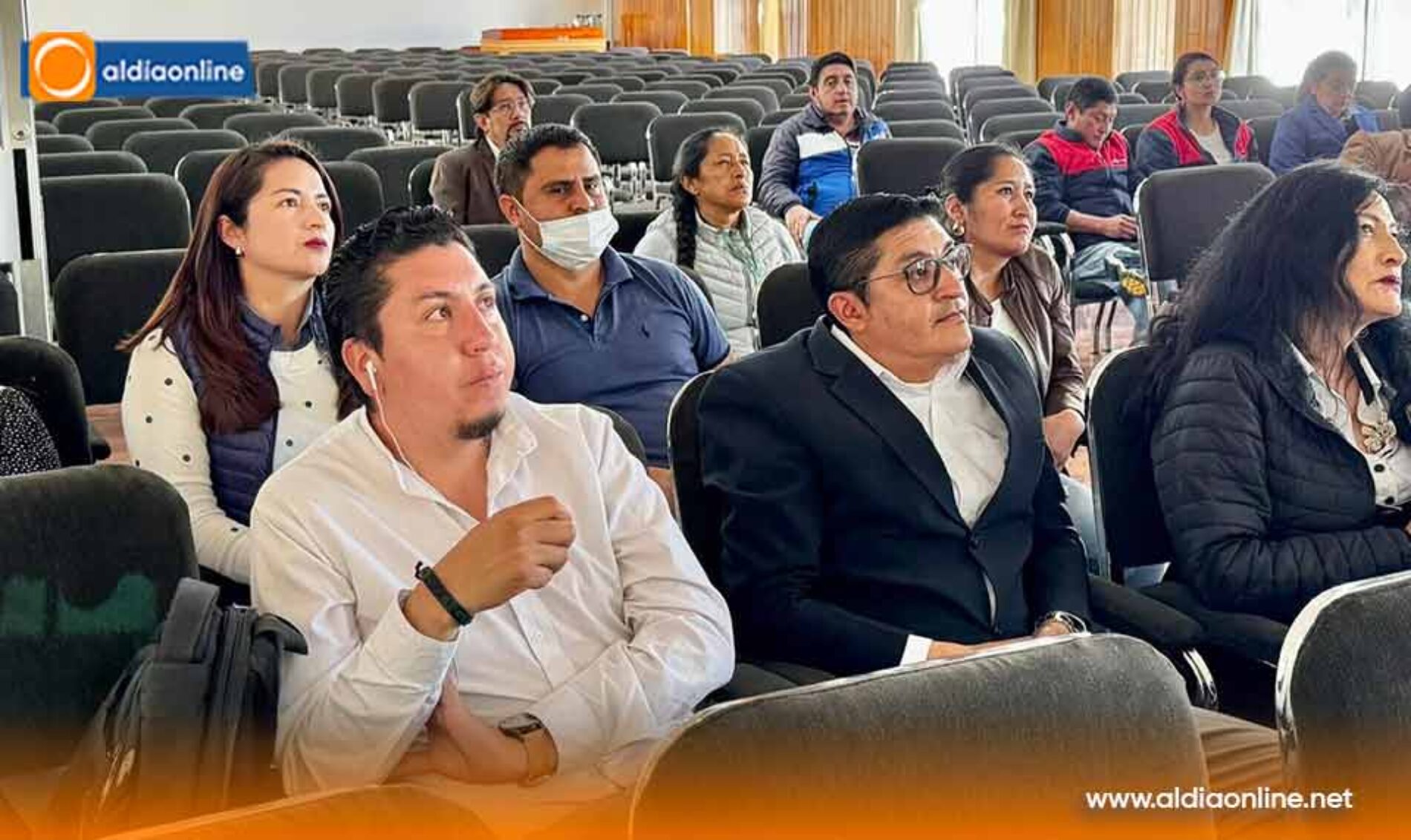 SOCIALIZACIÓN SOBRE EL MANEJO,  PROBLEMÁTICA DE CANINOS Y FELINOS EN LA PROVINCIA DE COTOPAXI