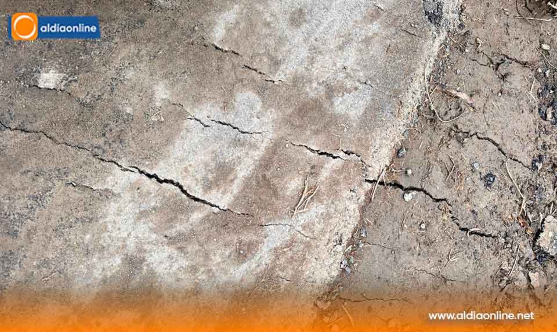 PREFECTURA DE COTOPAXI SOLICITA EVALUACIÓN TÉCNICA TRAS FISURAS EN LA VÍA LA GLORIA – CUTURIVÍ CHICO DEL CANTÓN PUJILÍ
