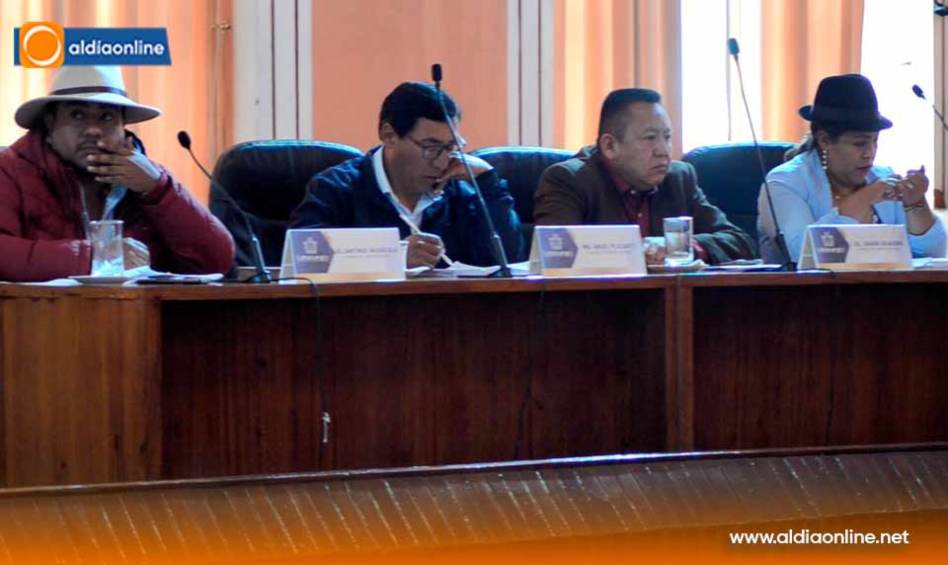 DESIGNADOS LOS CONCEJALES BASTIDAS Y CAJILEMA PARA LOS COMITÉS PERMANENTES DE LA MAMA NEGRA Y DE LAS FIESTAS DE LATACUNGA