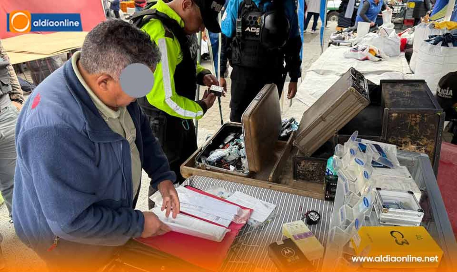 AUTORIDADES DE CONTROL REALIZARON OPERATIVO ANTIDELINCUENCIAL EN LA PLAZA SAN SEBASTIÁN Y PLAZA CANADÁ EN LATACUNGA