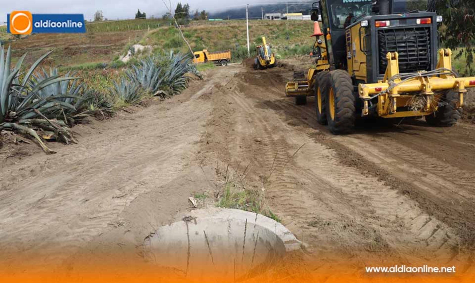 LA PREFECTURA DE COTOPAXI, APOYA AL BARRIO TAWANTINSUYO DE PUJILÍ CON OBRAS DE VIALIDAD