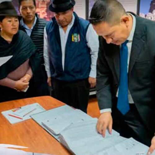 GADMIC SAQUISILÍ ENTREGÓ ESTUDIO TÉCNICO PARA LA CONSTRUCCIÓN DEL COLISEO EN COCHAPAMBA