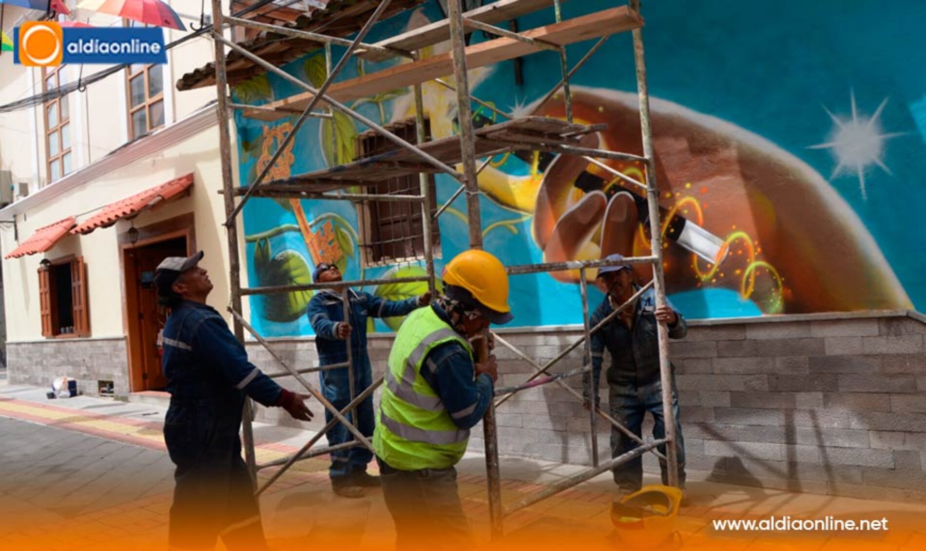 TRABAJOS COMPLEMENTARIOS SE REALIZAN EN PASAJES L.F. VIVERO Y PADRE SALCEDO EN LATACUNGA (VIDEO)