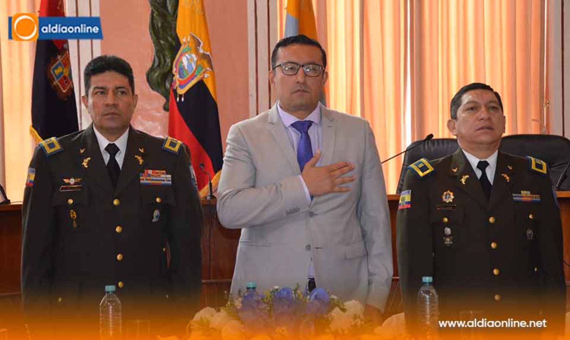 LA POLICÍA NACIONAL SUB ZONA DE COTOPAXI No5 CELEBRÓ EL DÍA DEL POLICÍA EN SERVICIO PASIVO.(VIDEO)