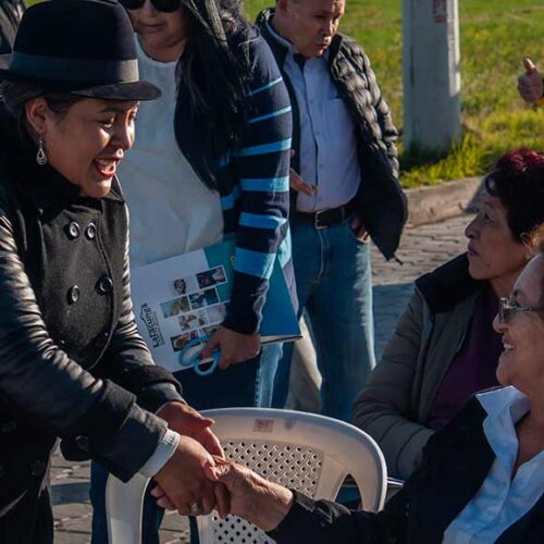 MUNICIPIO DE LATACUNGA INVIRTIÓ MÁS DE 100 MIL DÓLARES PARA EL ADOQUINADO EN LA CANGAHUA