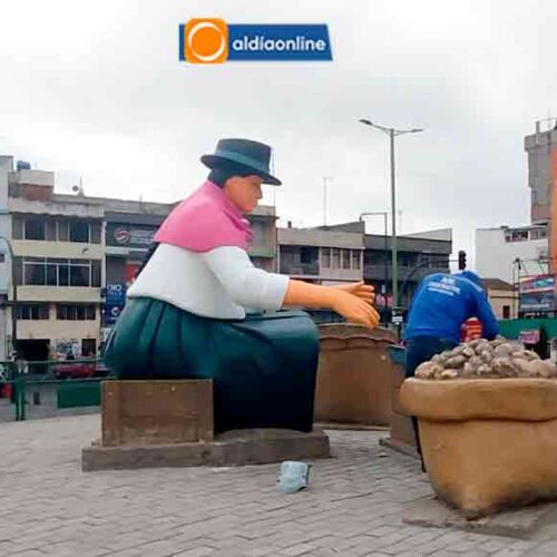 MONUMENTO A LA VIVANDERA EN LA PLAZOLETA EL SALTO TIENE TRATAMIENTO DE REGENERACIÓN URBANA