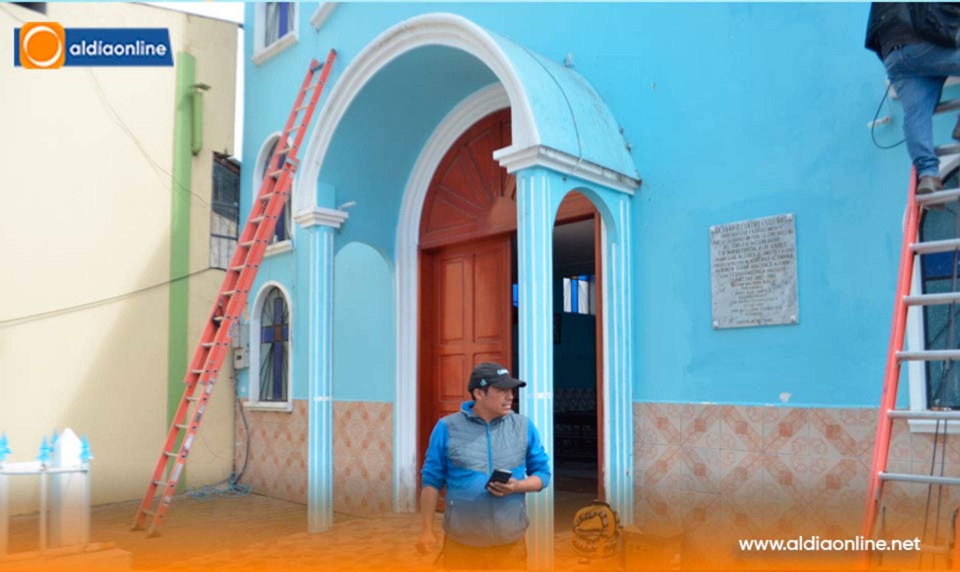 BARRIO CUATRO ESQUINAS DE ELOY ALFARO SE APRESTA A FESTIVIDADES DE LA VIRGEN DE EL CISNE (VIDEO)