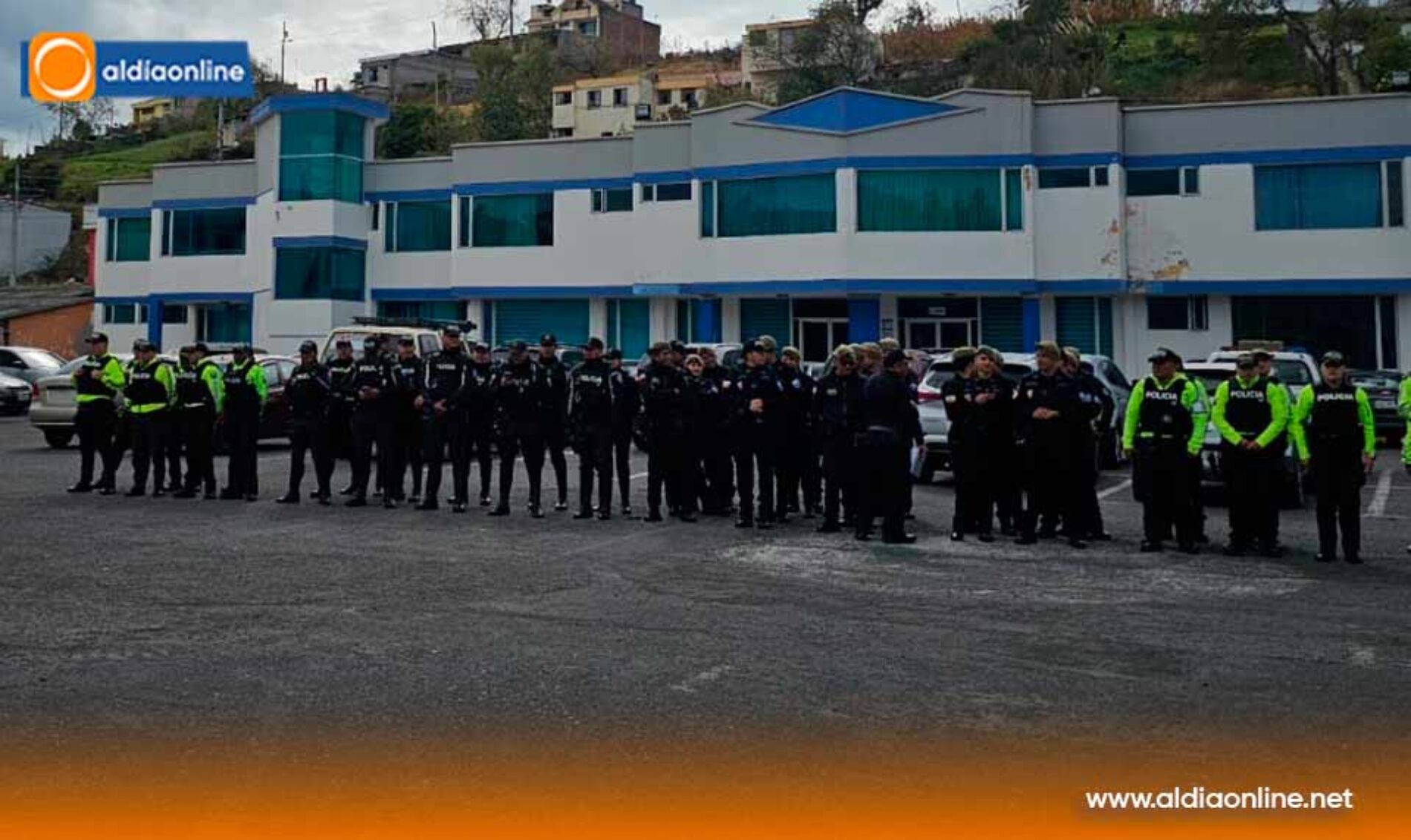 POLICÍA NACIONAL COMPROMETIDO A COMBATIR LA DELINCUENCIA EN LA PROVINCIA DE COTOPAXI