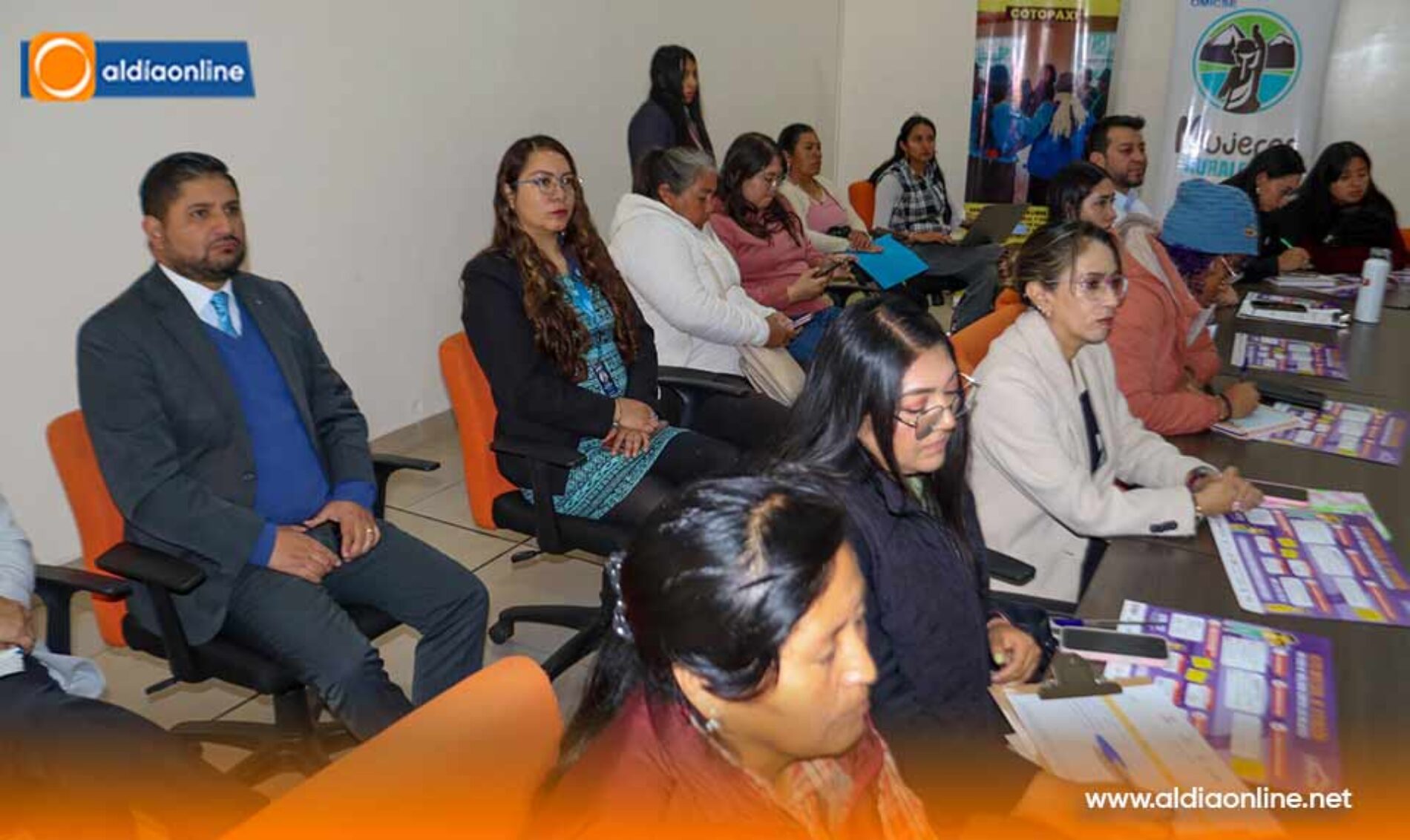GOBERNACIÓN DE COTOPAXI PARTICIPÓ DE LA REUNIÓN RUTA DE ATENCIÓN EN CASO DE VIOLENCIA CONTRA LA MUJER