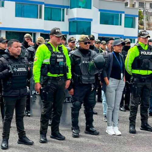 POLICÍA NACIONAL COMPROMETIDO A COMBATIR LA DELINCUENCIA EN LA PROVINCIA DE COTOPAXI