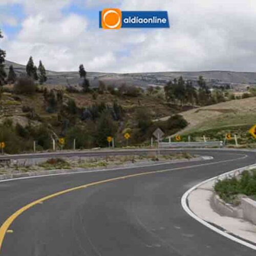 PREFECTURA DE COTOPAXI INAUGURÓ 3 KM DE ASFALTADO EN LA VÍA SAN MARCOS – CHITÁN – MIRAFLORES.