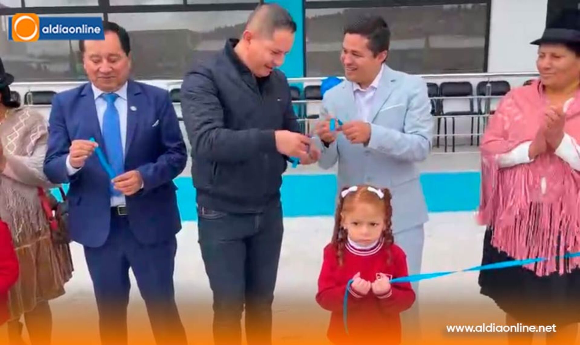 ALCALDE DE SAQUISILÍ INAUGURÓ BLOQUE DE AULAS  EN LA UNIDAD EDUCATIVA NACIONES UNIDAS