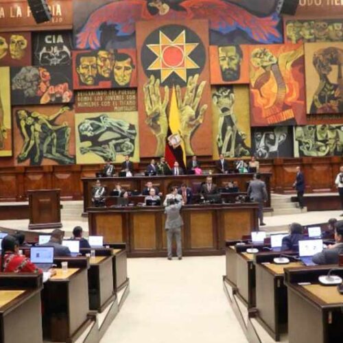 CORTE CONSTITUCIONAL RECHAZA PREGUNTA PARA REDUCCIÓN DEL NÚMERO DE LEGISLADORES