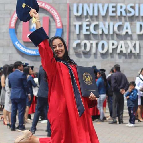 LA UNIVERSIDAD TÉCNICA DE COTOPAXI FORTALECE SU OFERTA ACADÉMICA CON INNOVADORES PROGRAMAS DE POSGRADO