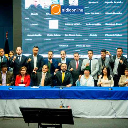 ALCALDESA SUBROGANTE DE PUJILÍ PRESENTE EN DESFILE DE OTAVALO Y CONVOCATORIA DE AME