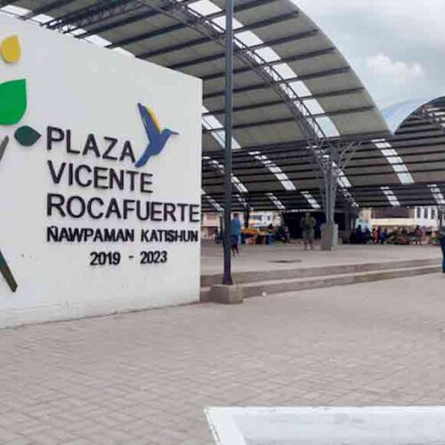 PLAZAS DE SAQUISILÍ, CON RESGUARDO MILITAR CON POCO COMERCIANTE Y SIN “CASERITAS”