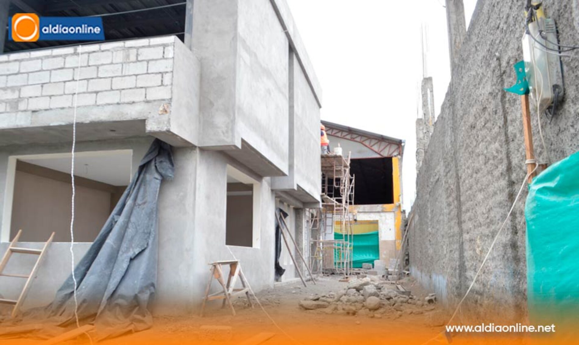 OBRA EN SEDE 24 DE MAYO DE SAQUISILÍ EN FASE FINAL EN TRES SEMANAS SE ENTRAGÁ COCLUIDA (VIDEO)