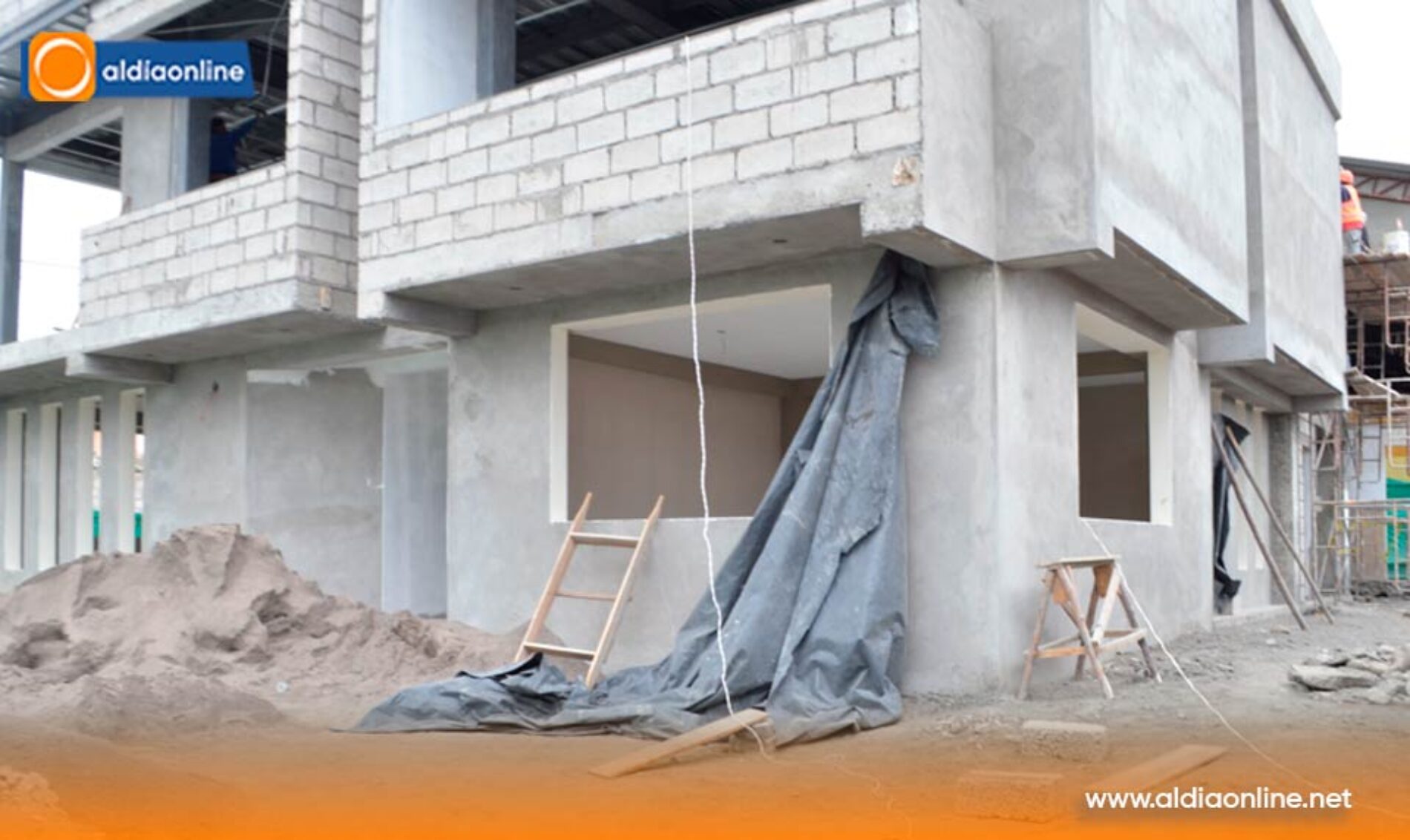 OBRA EN SEDE 24 DE MAYO DE SAQUISILÍ EN FASE FINAL EN TRES SEMANAS SE ENTRAGÁ COCLUIDA (VIDEO)