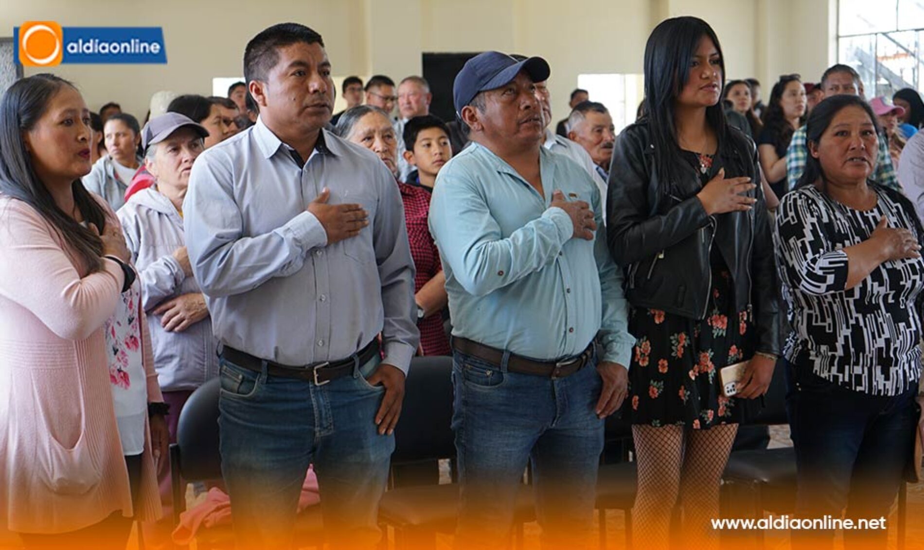 ALCALDÍA DE SALCEDO ENTREGA SEGUNDO PISO DE LA SEDE BARRIAL DE SAN FRANCISCO DE ULIVÍ