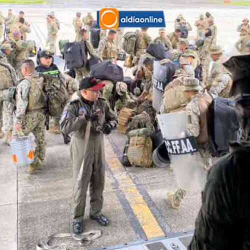 3 MIL SOLDADOS LLEGARON AL AEROPUERTO COTOPAXI Y SE TRASLADARON A QUITO ANTE ANUNCIO DE TOMA POR PARTE DE LA CONAIE (VIDEO)