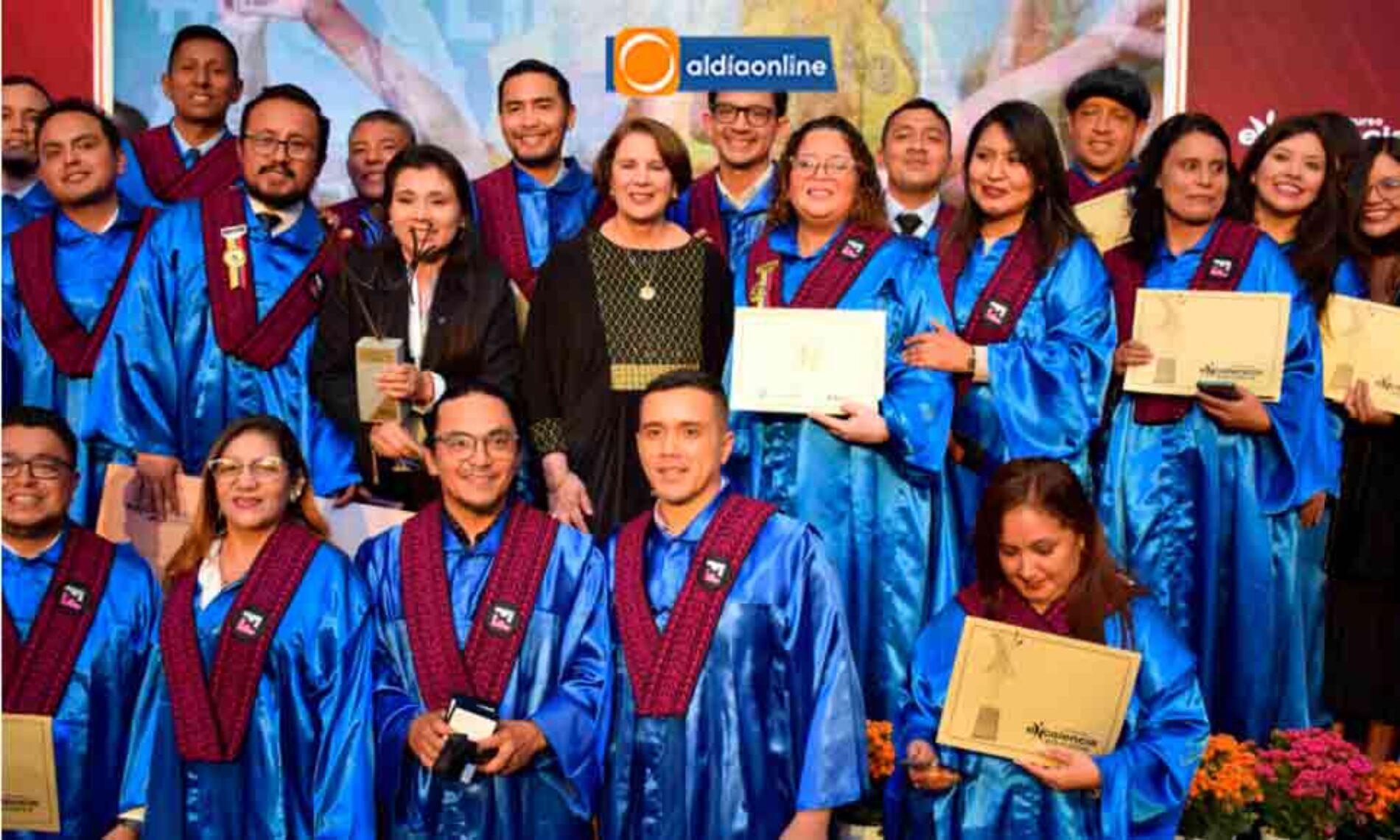 FRANCISCO PAREDES, DOCENTE DE LA U.E.GRAL. ELOY ALFARO DE SALCEDO OBTUVO EL PRIMER LUGAR NACIONAL DE EXCELENCIA EDUCATIVA