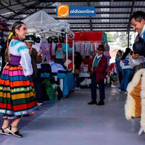 PLAZA MARIO MOGOLLÓN DE LATACUNGA YA ESTÁ EN FUNCIONAMIENTO Y PREPARA SU INAUGURACIÓN OFICIAL