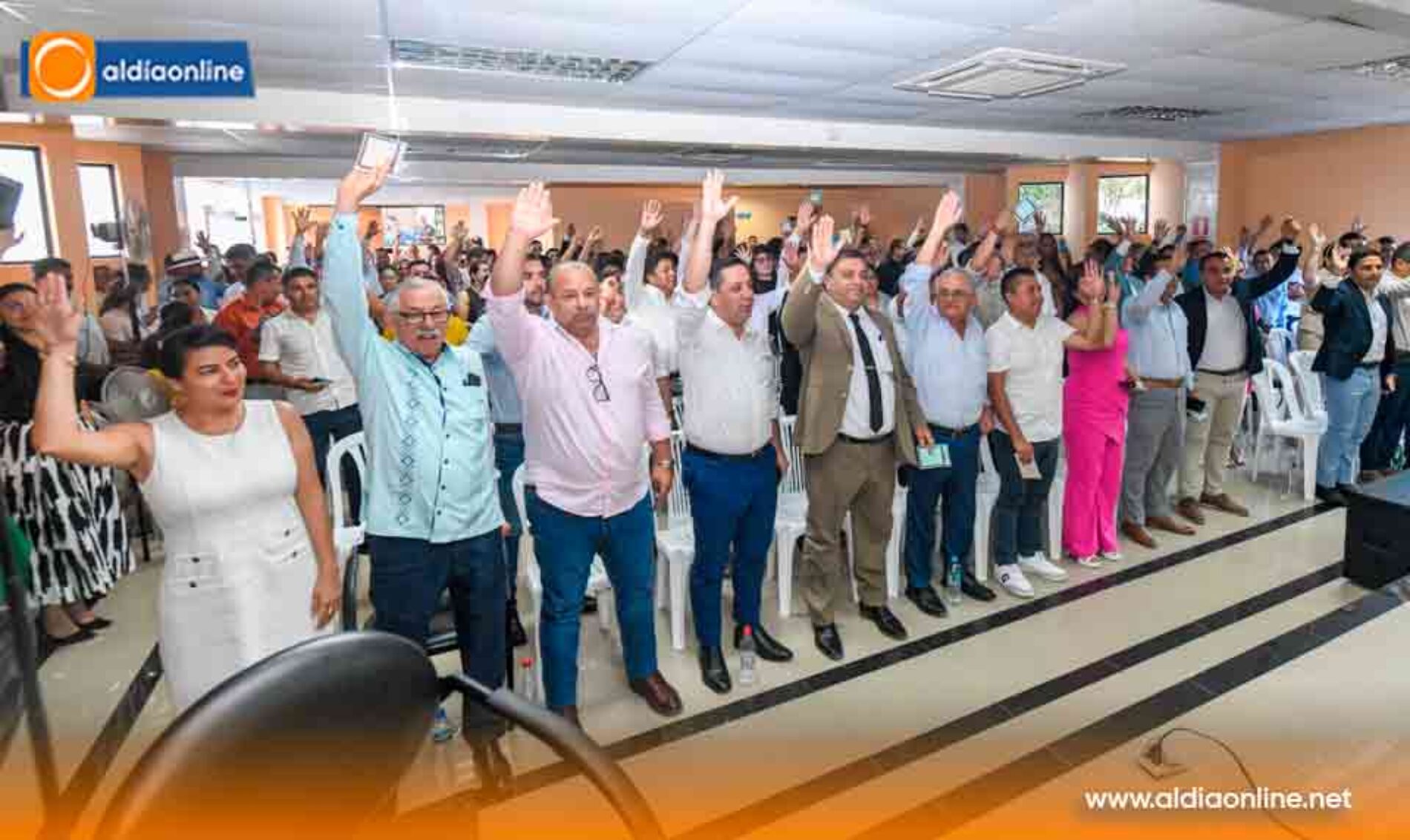 YURI COLORADO (MUISNE) E HIPÓLITO CARRERA (LA MANÁ) ALCALZARON LA PRESIDENCIA Y PRIMERA VICEPRESIDENCIA DE AME RESPECTIVAMENTE