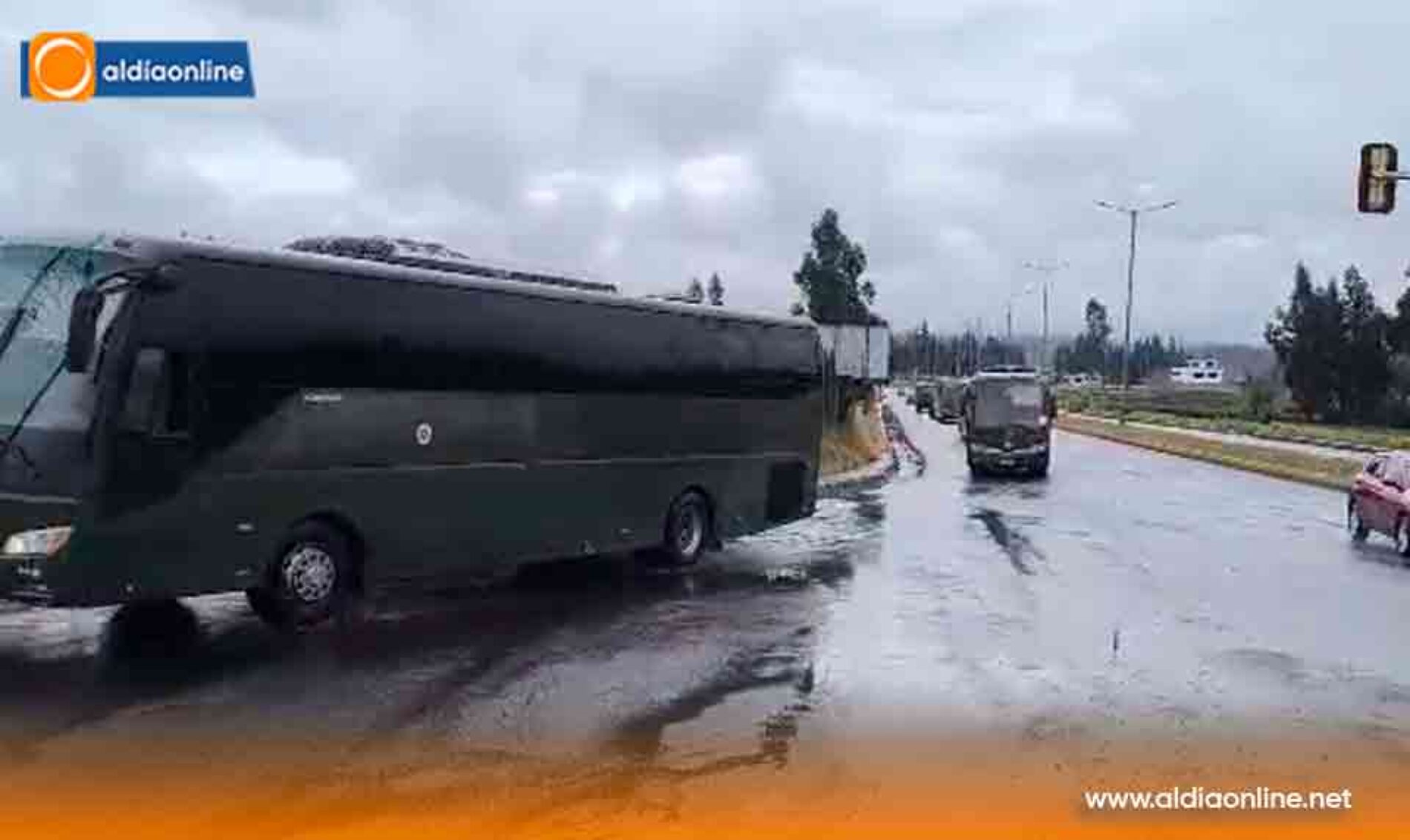 3 MIL SOLDADOS LLEGARON AL AEROPUERTO COTOPAXI Y SE TRASLADARON A QUITO ANTE ANUNCIO DE TOMA POR PARTE DE LA CONAIE (VIDEO)