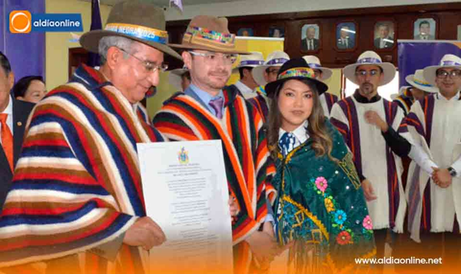 UNIVERSIDAD INDOAMÉRICA SE SUMA A LA FIESTA DE LA MAMA NEGRA CON LA TRADICIONAL JOCHA DEL ABANDERADO (VIDEO)