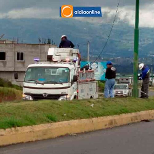ELEPCO REALIZA REPARACIÓN DE LUMINARIAS TRAS ROBO DE CABLEADO EN LA VÍA E35–SAQUISILÍ