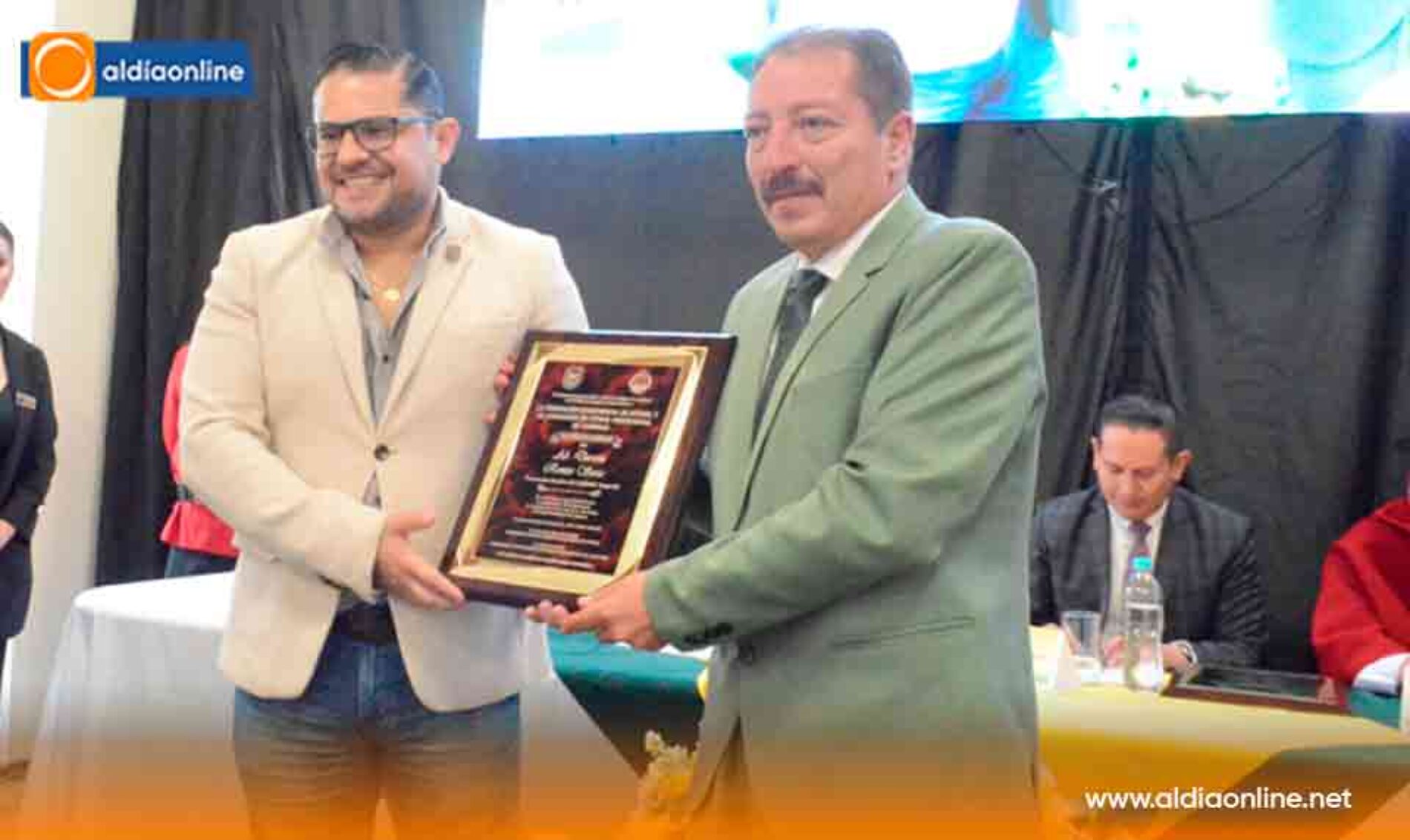 LA CAPITAL DEL FÚTBOL SERÁ SAQUISILÍ TRAS DONACIÓN DE TERRENO PARA SEDE DE ASO. FÚTBOL DE COTOPAXI (VIDEO)