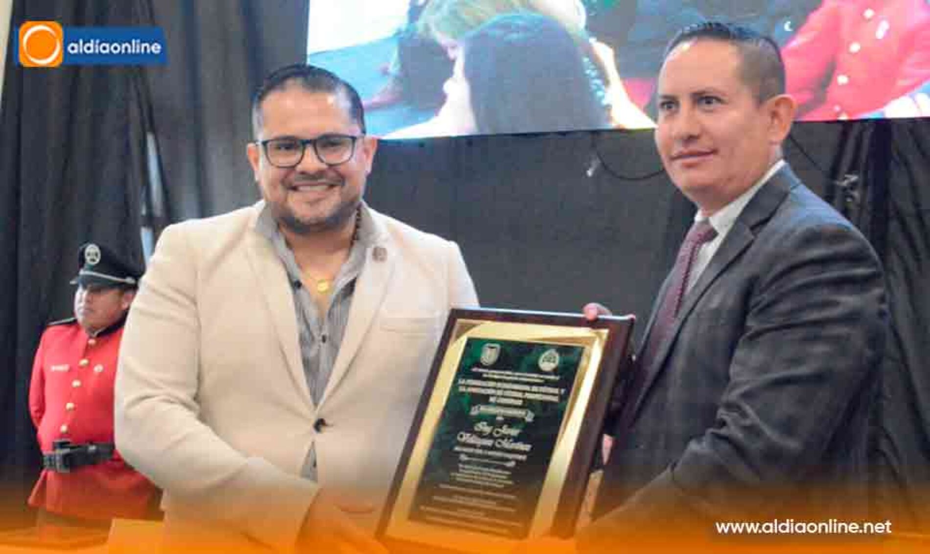 LA CAPITAL DEL FÚTBOL SERÁ SAQUISILÍ TRAS DONACIÓN DE TERRENO PARA SEDE DE ASO. FÚTBOL DE COTOPAXI (VIDEO)