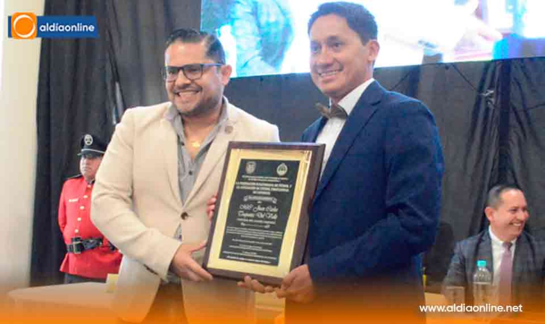 LA CAPITAL DEL FÚTBOL SERÁ SAQUISILÍ TRAS DONACIÓN DE TERRENO PARA SEDE DE ASO. FÚTBOL DE COTOPAXI (VIDEO)