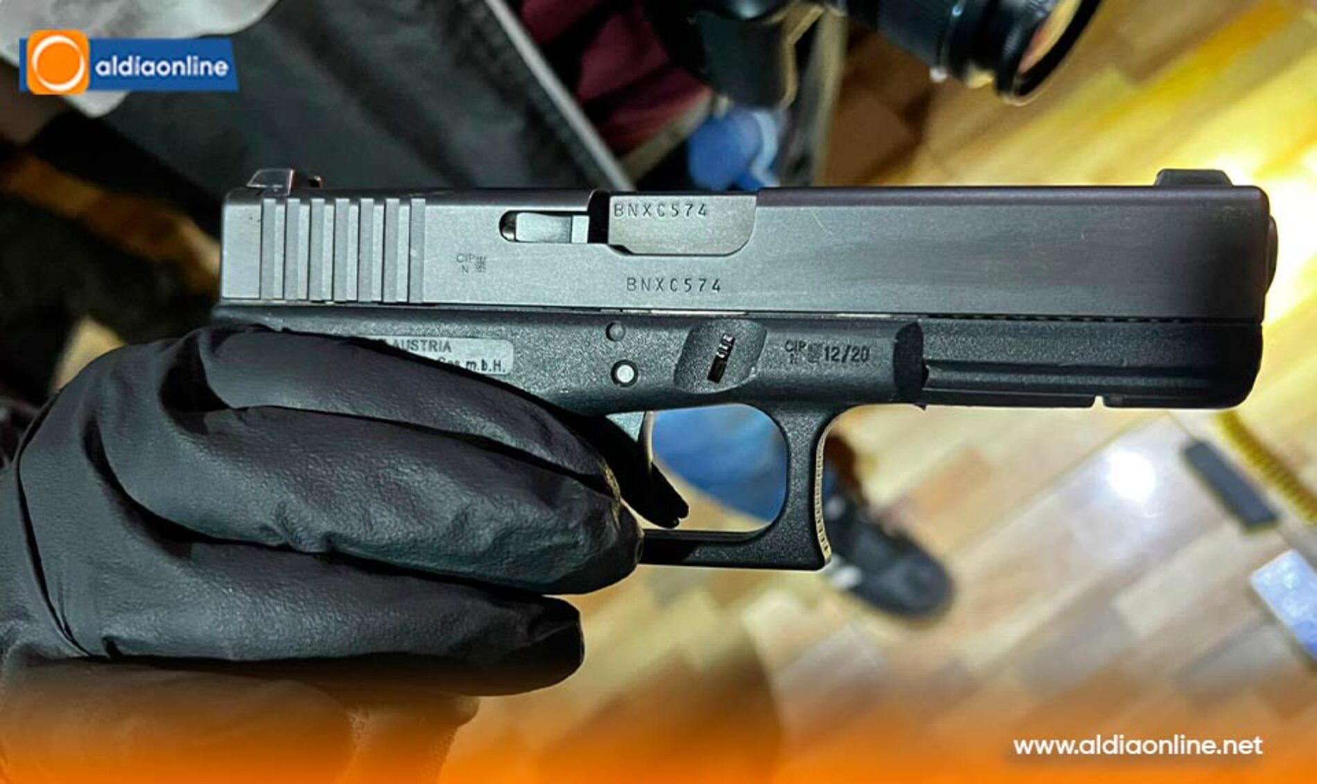 EJÉRCITO ECUATORIANO APREHENDE A CIUDADANO CON ARMA DE FUEGO Y MUNICIONES EN LA MANÁ