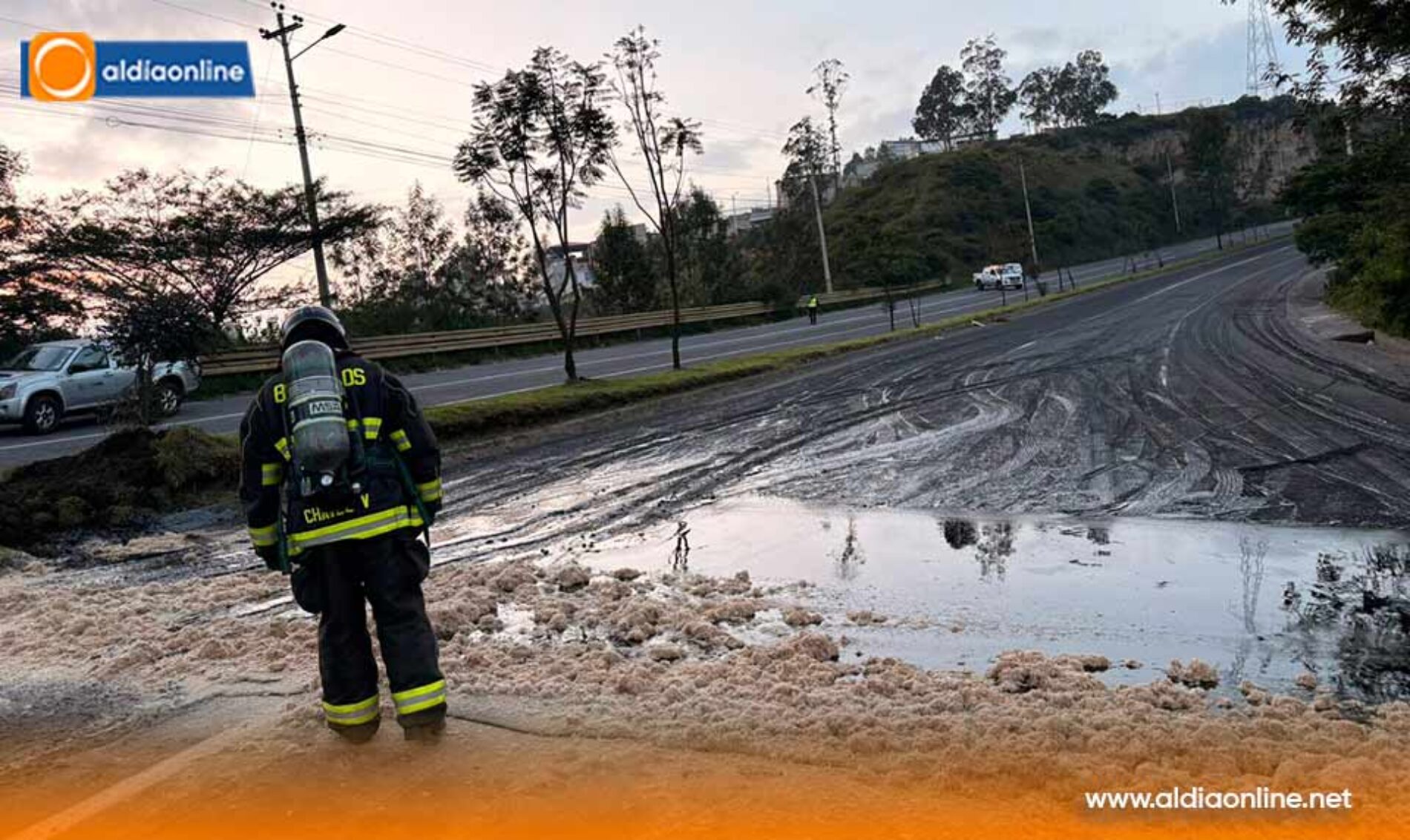 CIERRE TOTAL DE SIMÓN BOLÍVAR A LA ALTURA DE GUALO POR ACCIDENTE DE TRÁNSITO