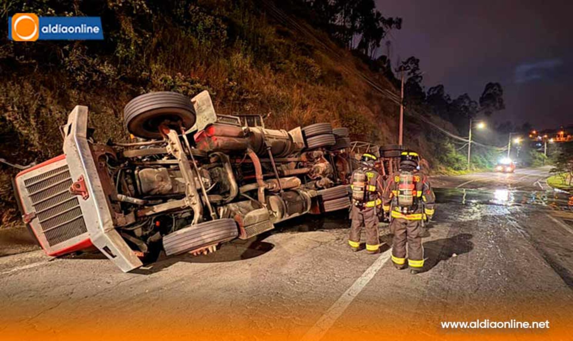 CIERRE TOTAL DE SIMÓN BOLÍVAR A LA ALTURA DE GUALO POR ACCIDENTE DE TRÁNSITO
