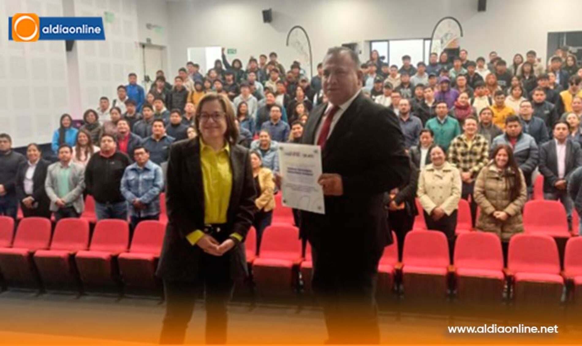 CONAFIPS OTORGA RECONOCIMIENTO AL INSTITUTO SUPERIOR UNIVERSITARIO COTOPAXI