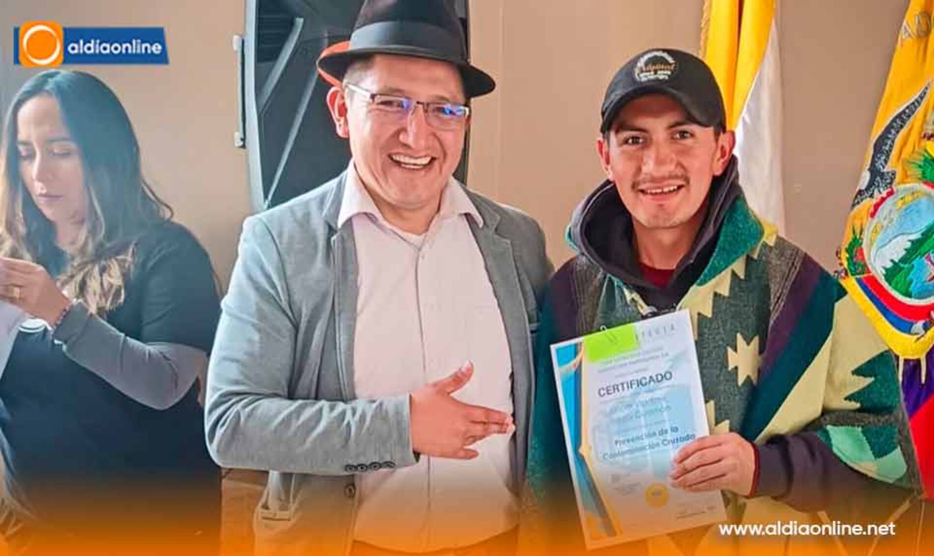 GAD PARROQUIAL DE ZUMBAHUA CERTIFICA A MUJERES EMPRENDEDORAS EN ELABORACIÓN DE PAN Y GALLETAS A BASE DE HARINA DE PAPA