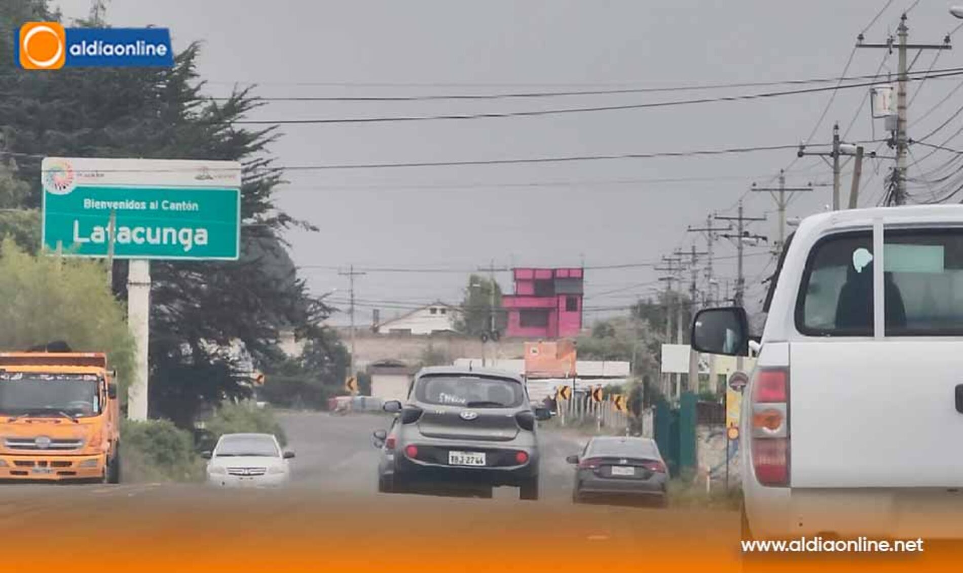 ALCALDÍA DE SALCEDO GESTIONA PROYECTO DE ILUMINACIÓN EN LA PANAMERICANA NORTE