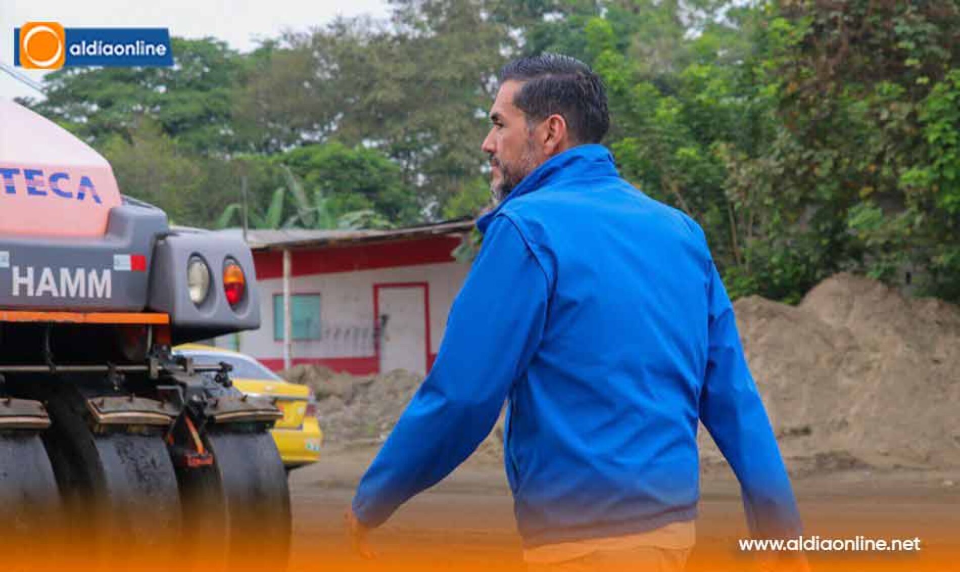 LA MANÁ INICIA BACHEO EMERGENTE EN LA E-30, TRAMO QUE CONECTA COTOPAXI Y LOS RÍOS